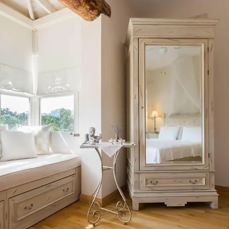 Luce Design - Special Class Alacati