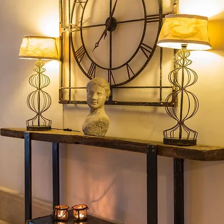 Luce Design - Special Class Hotel 3*
